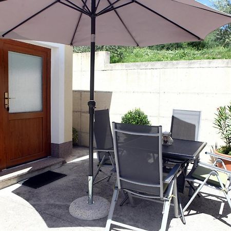 Classy Apartment With Garden View Laura Portorož Kültér fotó